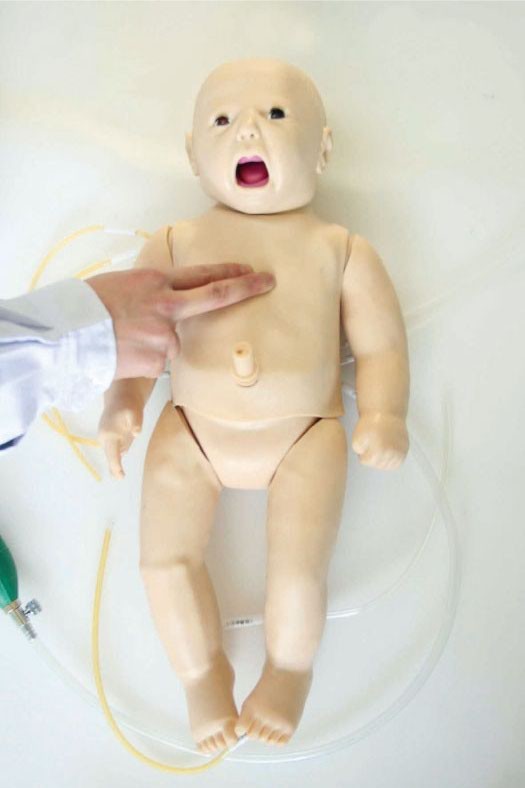 Neugeboren-pädiatrisches Simulations-Männchen mit Fluglinien-Management für Notfähigkeits-Training